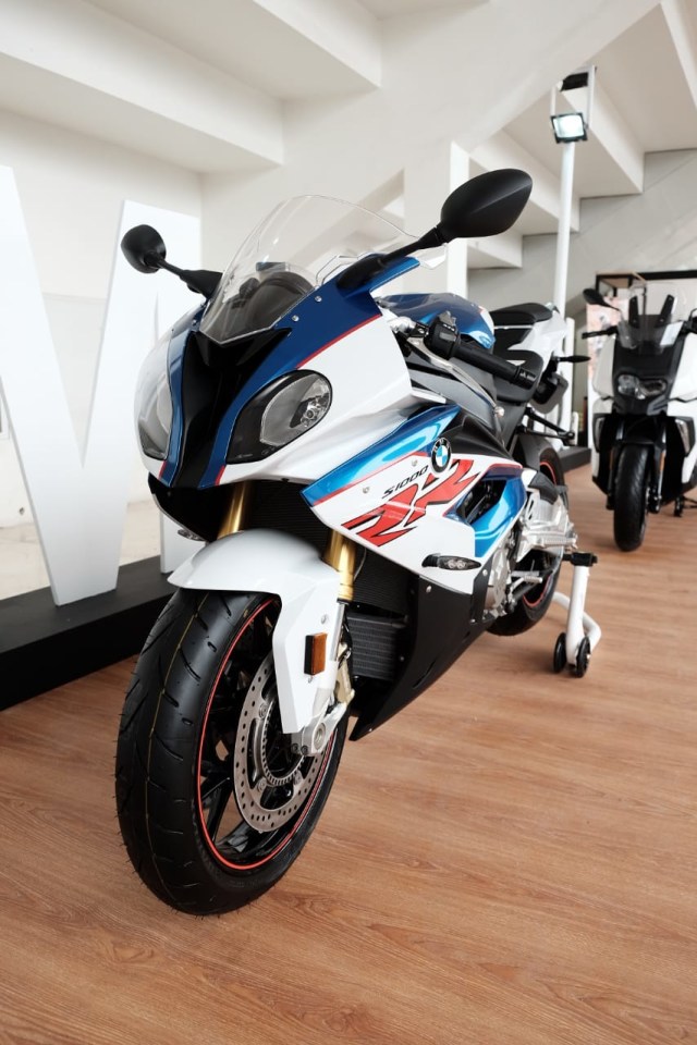 BMW S1000RR di IIMS MotoBike Expo  Foto: Bangkit Jaya Putra/kumparan