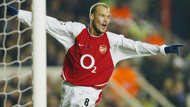 Fredrik Ljungberg saat masih berkostum Arsenal.  Foto: AFP/ADRIAN DENNIS