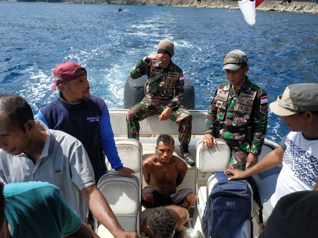 Tim patroli terpadu menangkap dua oknum nelayan yang diduga kuat melakukan pengeboman ikan di Kabupaten Flores Timur. Foto: istimewa. 