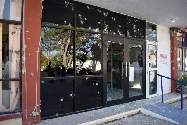 Serangan kartel bersenjata di Villa Union, Coahuila, Meksiko, pada 2019. Foto: REUTERS / Gerardo Sanchez 