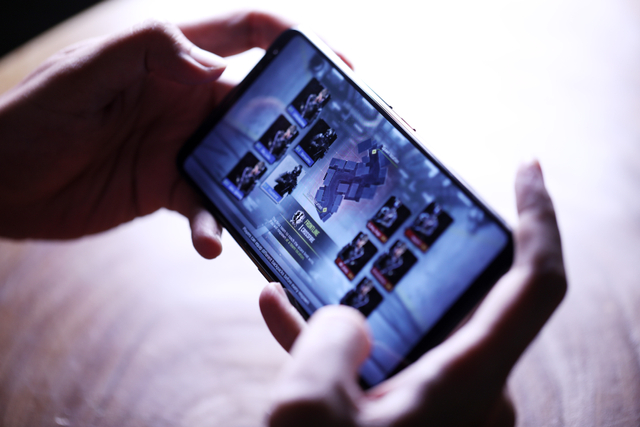 Ilustrasi game online. Foto: Aditia Noviansyah/kumparan