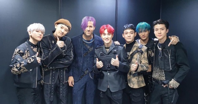 Ryan Reynolds dan EXO. Foto: Twitter/@vancityreynolds