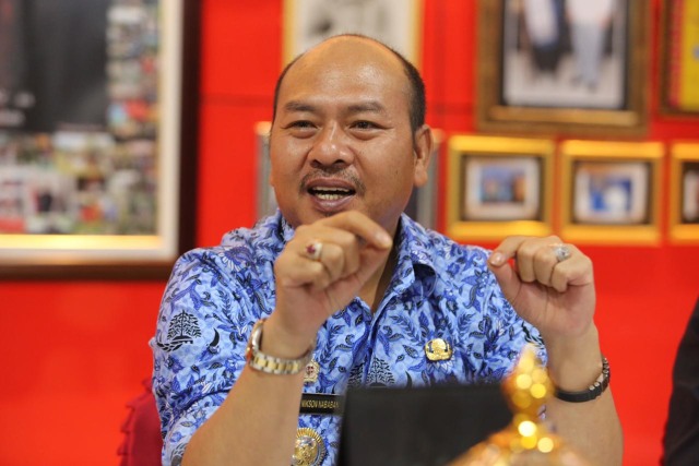 Drs. Nikson Nababan, Bupati Tapanuli Utara Foto: Erwin Gumilar