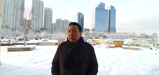 Boy Thohir saat di Urumqi Foto: Arifin Asydhad/kumparan