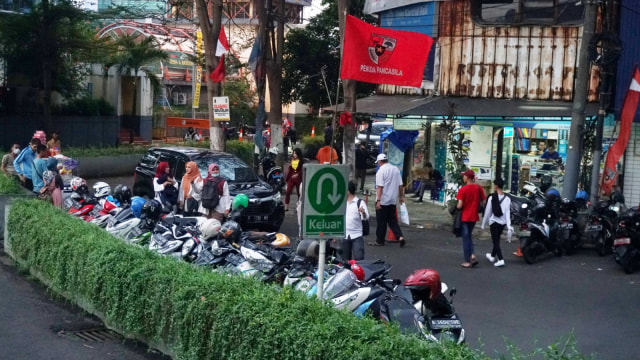 Kawasan parkir yang dikelola Pemuda Pancasila di Blok M. Foto: Irfan Adi Saputra/kumparan
