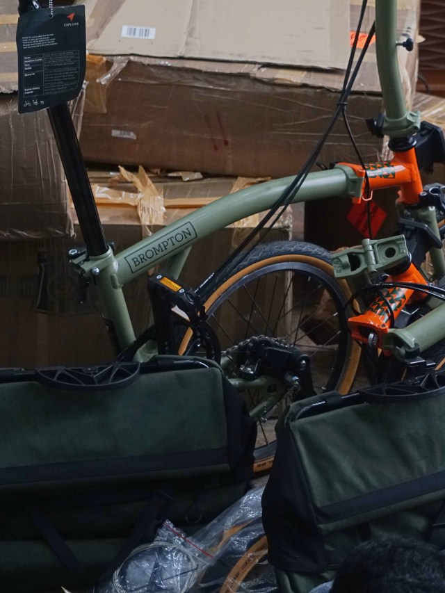 Konfrensi pers penyelundupan sepeda Brompton dan Harley Davidson yang diselundupkan melalui pesawat baru Garuda Indoensia. Foto: Irfan Adi Saputra/kumparan
