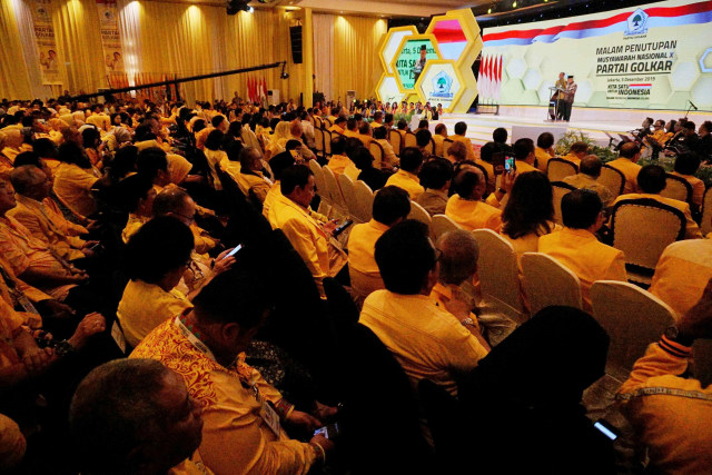 Wapres Ma'ruf Amin memberi sambutan di acara penutupan Munas X Golkar. Foto: Jamal Ramadhan/kumparan