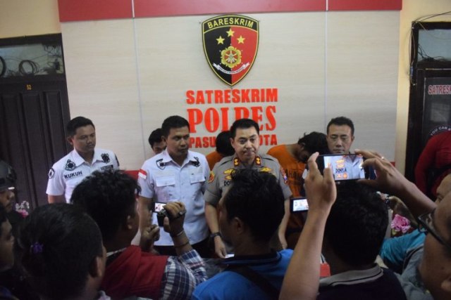 Simpan Bondet, Mantan Kades di Pasuruan Ditangkap
