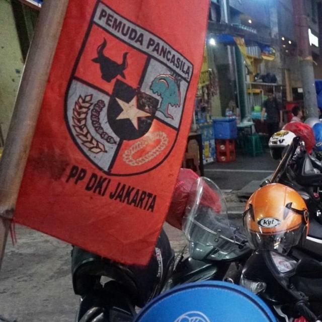 Bendera Pemuda Pancasila. Foto: Irfan Adi Saputra/kumpara