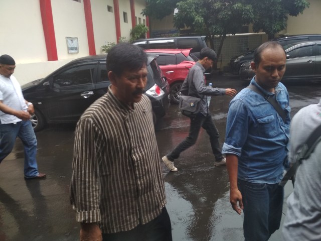 Kepala Sekolah SMPN 4 Kepanjen ketika ditemui di Polres Malang Jumat siang (6/12/2019) (Foto: Rizal Adhi/Tugumalang.id)
