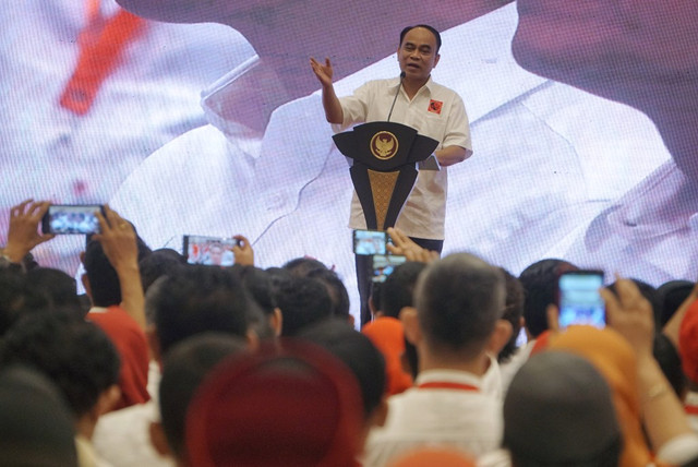 Ketua Projo Budi Arie Setiadi memberikan sambutan dalam Kongres II Projo di JIExpo Kemayoran, Jakarta, Minggu (7/12). Foto: Fanny Kusumawardhani/kumparan