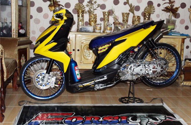 Motor Honda Beat yang telah di variasi 