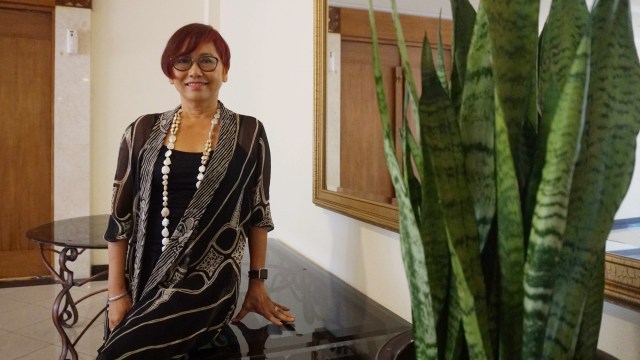 Pemilik dan pimpinan The body shop Indonesia, Suzy Hutomo di acara summit on girls di Balai Kartini, Jakarta.  Foto: Irfan Adi Saputra/kumparan 