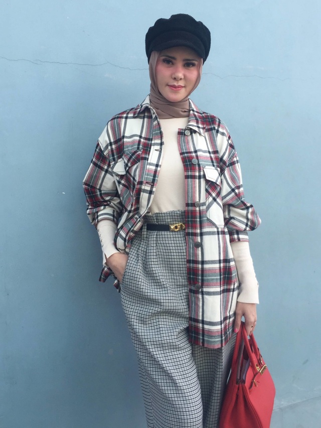 Angel Lelga ditemui di kawasan Tendean, Jakarta Selatan, Rabu (11/12). 
 Foto: Alfadillah/kumparan