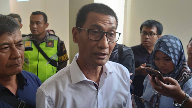 Bupati Kudus nonaktif, M Tamzil usai sidang perdana di Pengadilan Tipikor Semarang, Rabu (11/12). Foto: Afiati Tsalitsati/kumparan