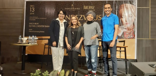 Rieka Roslan bersama dengan pihak hotel Grand Ambarrukmo saat menggelar jumpa pers, Kamis (12/12/2019).