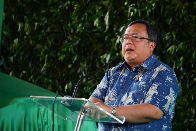 Menristek Bambang Brodjonegoro pada peluncuran roadmap kendaraan listrik di Kemenko Kemaritiman dan Investasi RI, Jumat (13/12). Foto: Jamal Ramadhan/kumparan