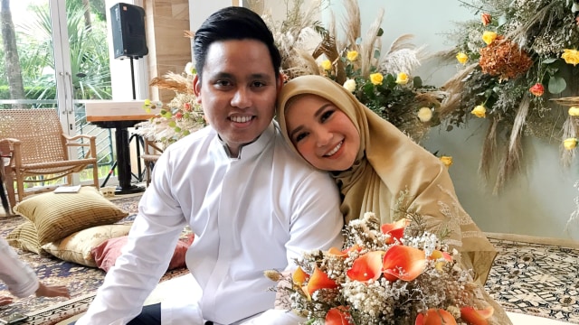 Jinsiy tor jinsi kiygan qizlar Tish shifokori kursisida shifokorlar pornosi