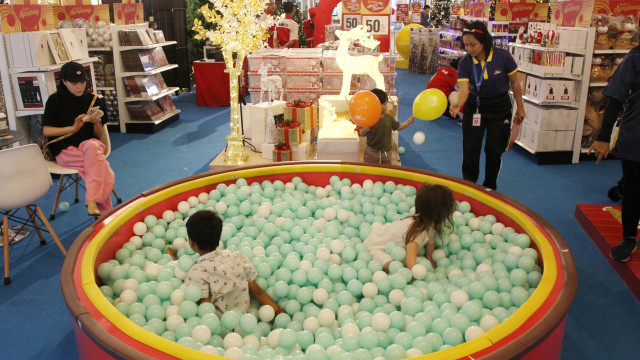 Moms, Simak Bahaya Mandi Bola untuk Kesehatan Si Kecil. Foto: Irfan Adi Saputra/kumparan