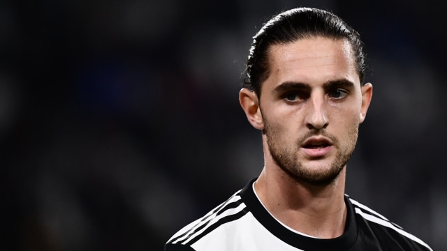 Adrien Rabiot masih kesulitan di Juventus. Foto: AFP/Marco Bertorello