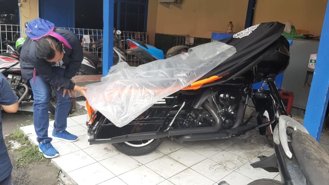 Harley yang tabrak nenek di Bogor. Foto: kumparan