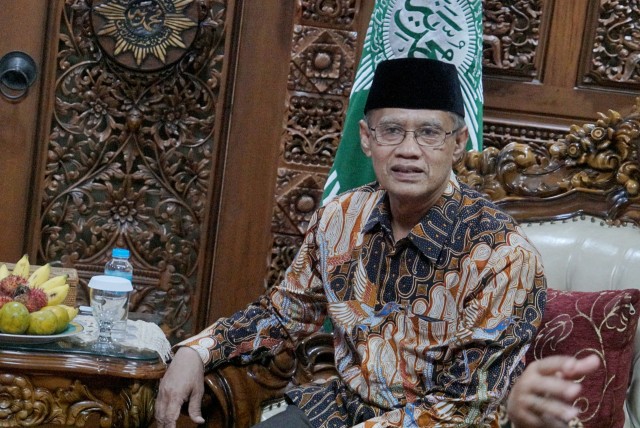 Ketua Umum PP Muhammadiyah Haedar Nashir saat bertemu Ketua MPR RI Bambang Soesatyo dan Wakil Ketua MPR RI Hidayat Nur Wahid. Foto: Helmi Afandi Abdullah/kumparan