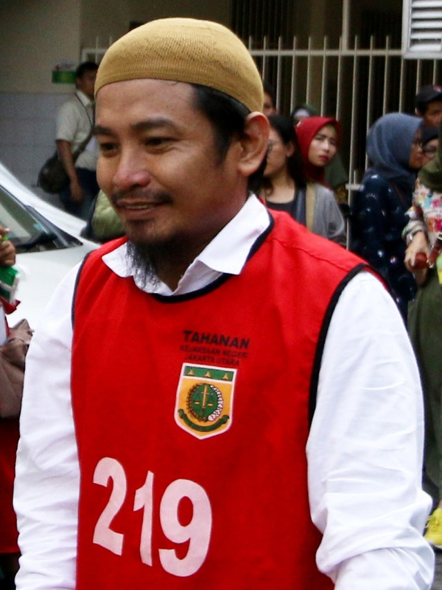 Tersangka kasus penyalahgunaan narkoba Zul Zivilia bersiap untuk menjalani sidang tuntutan di Pengadilan Negeri Jakarta Utara. Foto: ANTARA FOTO/Rivan Awal Lingga