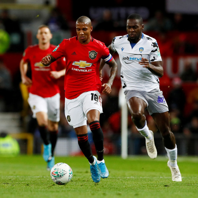 Kapten Manchester United, Ashley Young. Foto: Reuters/Jason Cairnduf