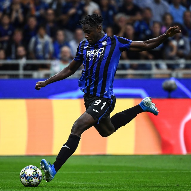 Penyerang Atalanta, Duvan Zapata. Foto: Miguel MEDINA / AFP