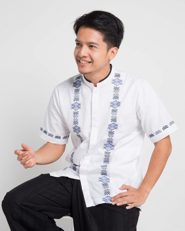 Aktor Dimas Seto. Foto: Instagram @dimasseto_1.