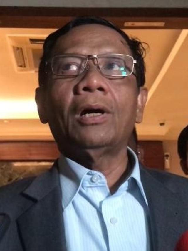 Menkopolhukam Mahfud MD di Kemenkopolhukam, Jakarta Pusat, Kamis (19/12). Foto: Darin Atiandina/kumparan