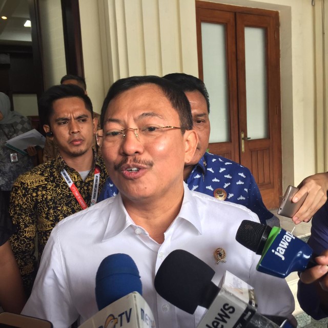 Menkes Terawan di Kemenkopolhukam, Jumat (20/12). Foto: Muhammad Darisman/kumparan