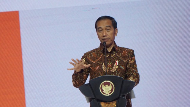 Presiden Joko Widodo pada peresmian gelaran UMKM Export Brilian Preneur di JCC Senayan, Jakarta, Jumat (20/12).  Foto: Fanny Kusumawardhani/kumparan