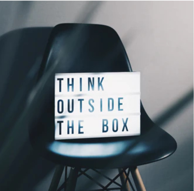 Branding menjadi kunci kesuksesan suatu bisnis | Photo by Nikita Kachanovsky from Unsplash