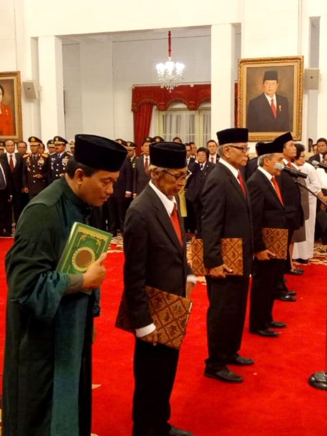 Pelantikan Dewas KPK di Istana Negara. Foto: Kevin S Kurnianto/kumparan