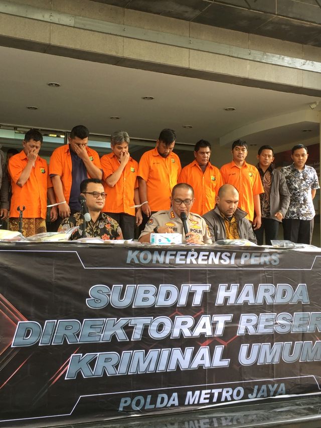 Rilis kasus penipuan penerbitan bank garansi, di Polda Metro Jaya, Jakarta, Jumat (20/12). Foto: Raga Imam/kumparan