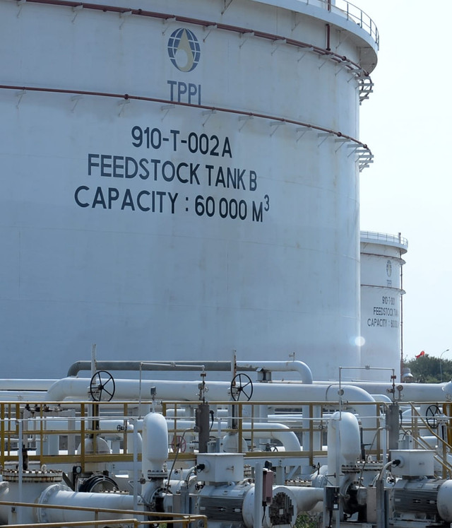 Kilang PT Trans Pacific Petrochemical Indotama (TPPI) di Kecamatan Jenu, Tuban, Jawa Timur. Foto: Dok. Biro Pers Sekretariat Presiden