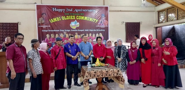 Era Milenial, Jambi Oldies Community (JOC) Tetap Nyentrik. Foto: Bahara Jati