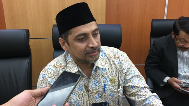Ketua komisi B DPRD DKI Jakarta, Abdul Aziz. Foto: Darin Atiandina/kumparan