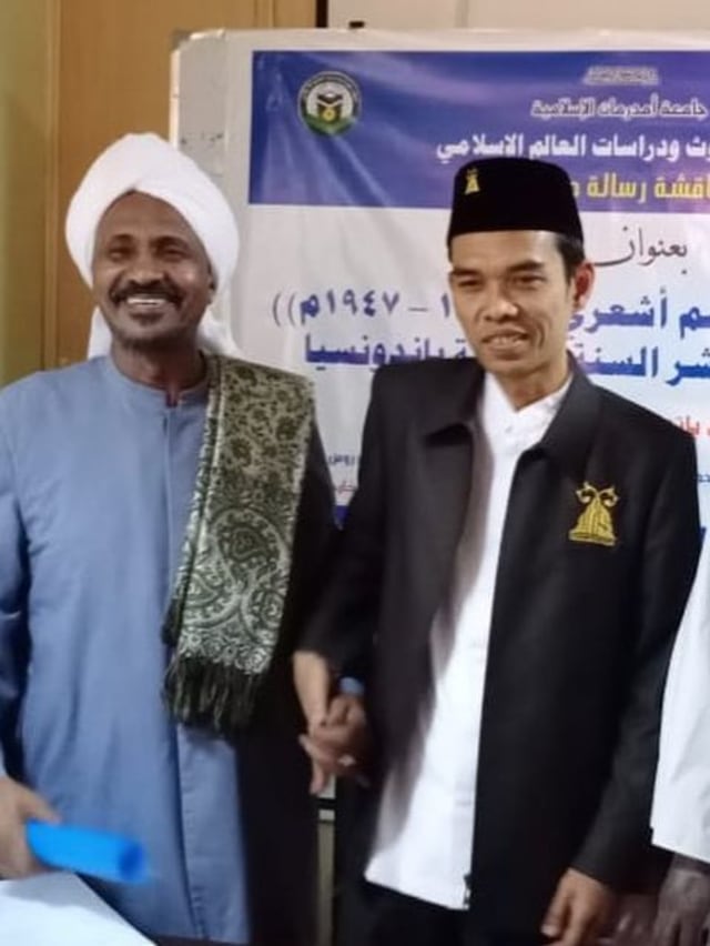 Sidang Promosi Doktor Ustadz Abdul Somad. Foto: Instagram / @ustadzabdulsomad_official
