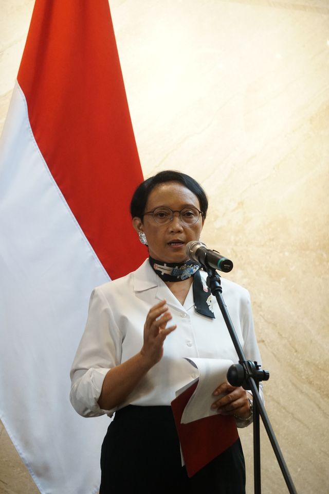 Menteri Luar Negeri, Retno Marsudi pada acara serah terima Anak buah kapal (ABK) yang menjadi sandera di Filipina. Foto:  Fanny Kusumawardhani/kumparan