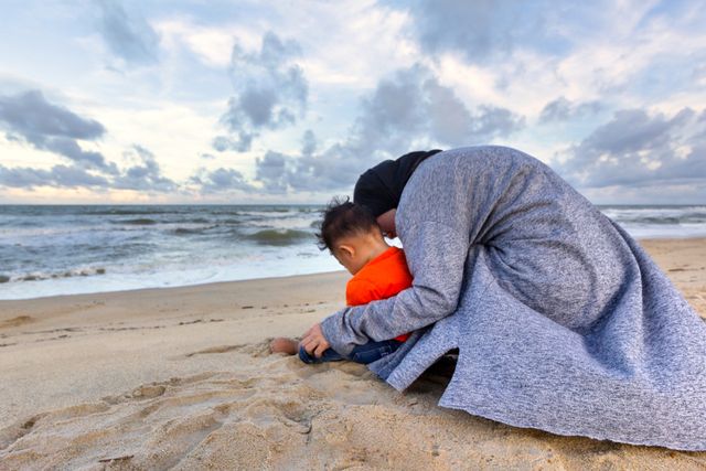 Ilustrasi ibu dan anak. Foto: Shutterstock