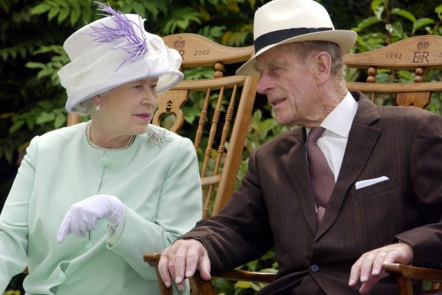 Pangeran Philip dan Ratu Elizabeth Foto: AFP