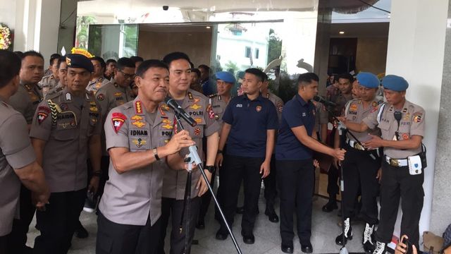 Kapolri Jenderal Pol Idham Aziz memberi keterangan kepada wartawan di PTIK, Kebayoran Baru, Jakarta Selatan. Foto: Raga Imam/kumparan