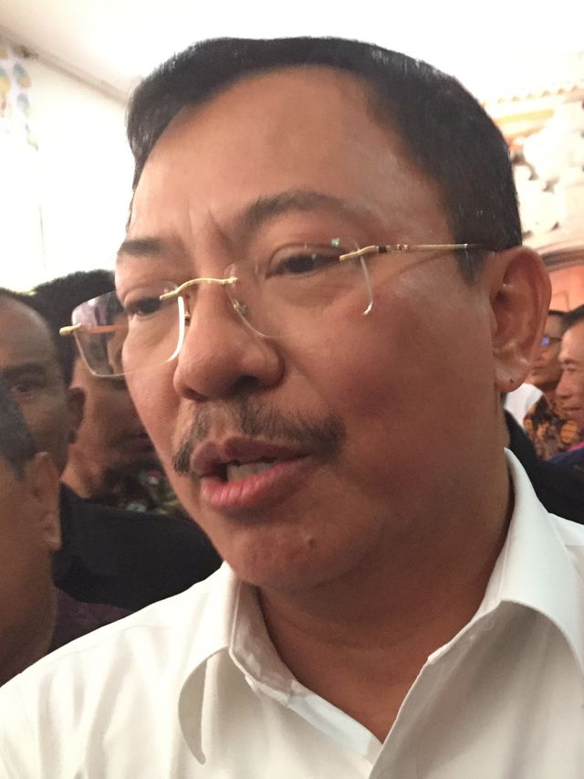 Menteri Kesehatan Terawan meninjau peralatan DSA (Digital Subtraction Angiography) di RSUP Sanglah, Sabtu (28/12). Foto: Denita br Matondang/kumparan