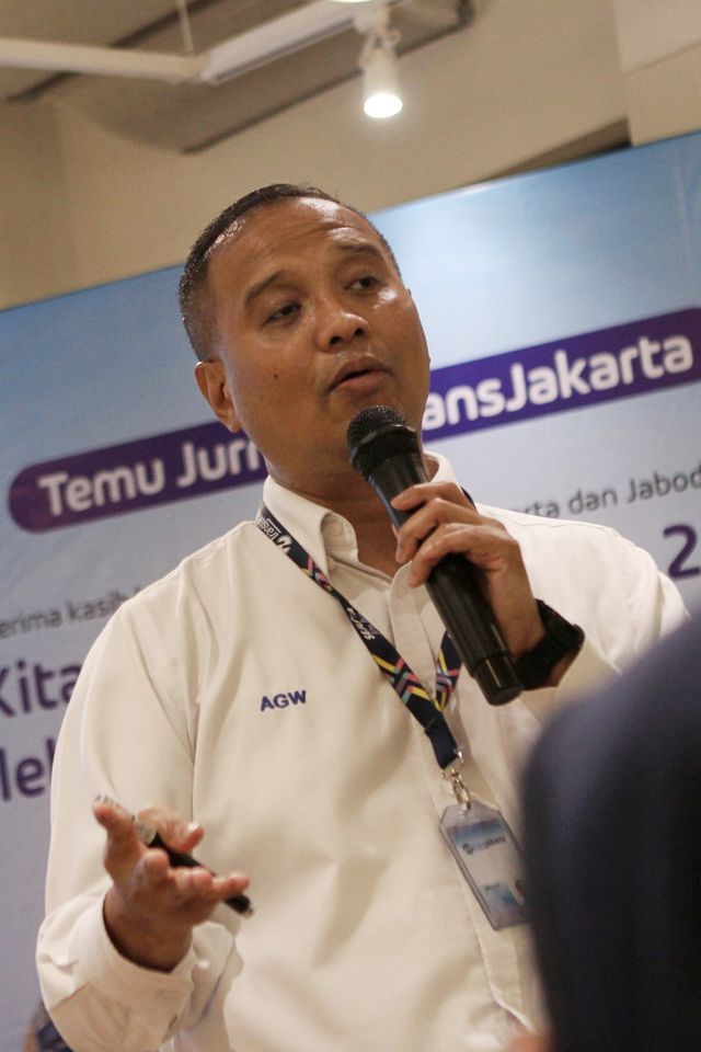  Dirut Transjakarta Agung Wicaksono saat memaparkan rilis akhir tahun 2019 di Plaza Indonesia, Jakarta.  Foto: Jamal Ramadhan/kumparan 