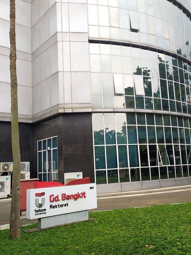 Bagian-Bagian Kampus Telkom University di Bandung. Foto: Rachmadi Rasyad/kumparan