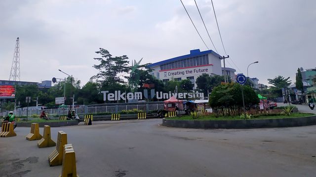 Bagian-Bagian Kampus Telkom University di Bandung. Foto: Rachmadi Rasyad/kumparan