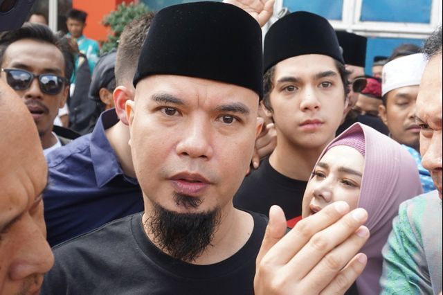 Ahmad Dhani saat keluar dari Lapas Cipinang. Foto: Nugroho Sejati/kumparan