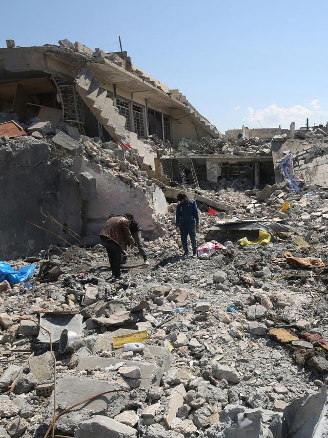 Ilustrasi serangan udara AS di irak. Foto: AFP/DELIL SOULEIMAN